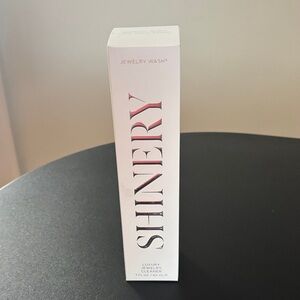 SHINERY Jewelry Wash - White & Sikver  Box
